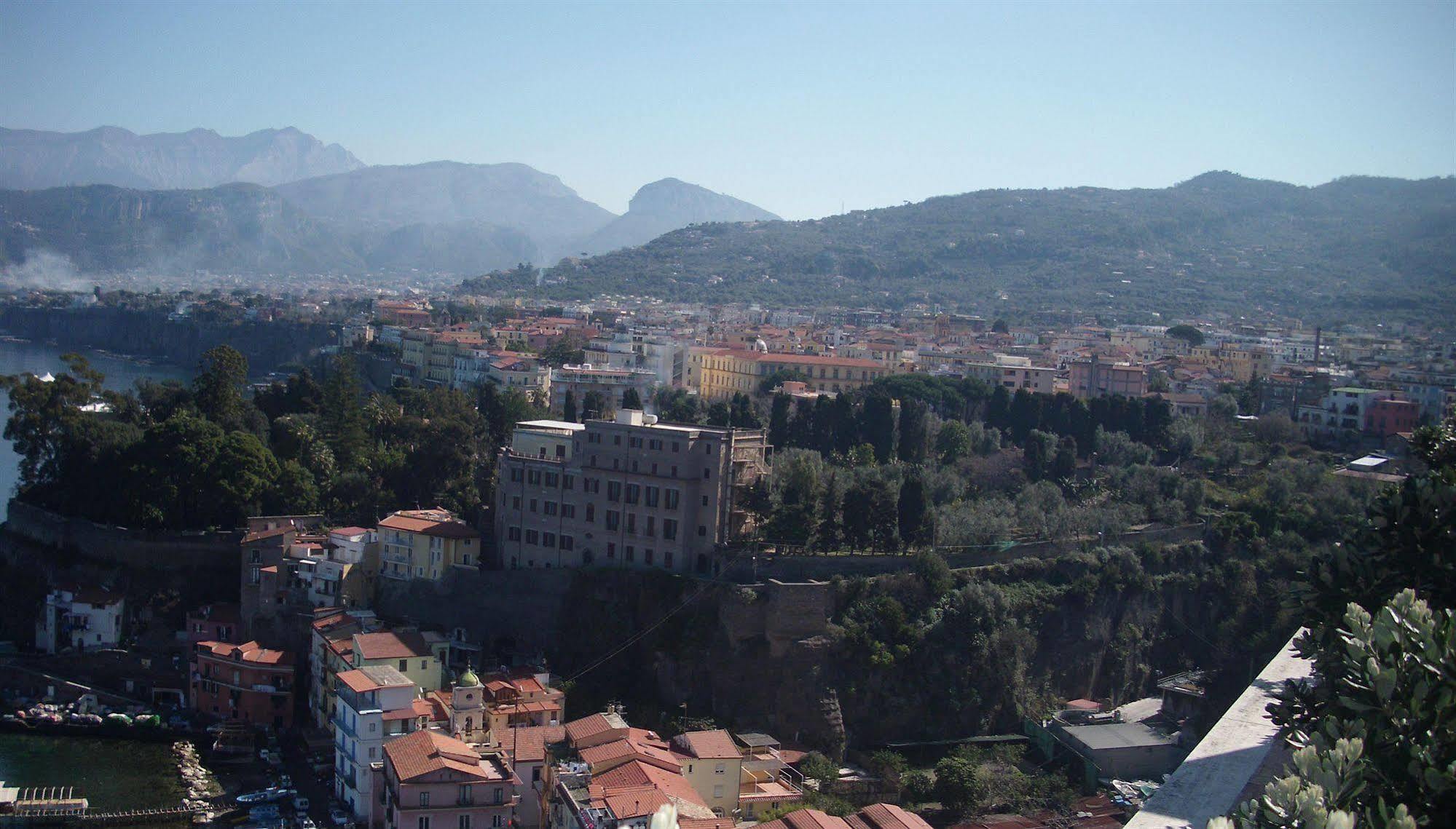 Il Platano Bed & Breakfast Piano di Sorrento Exterior photo